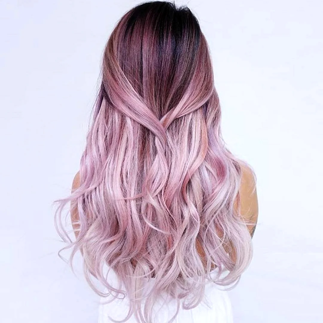 Амбре окрашивание волос розовый