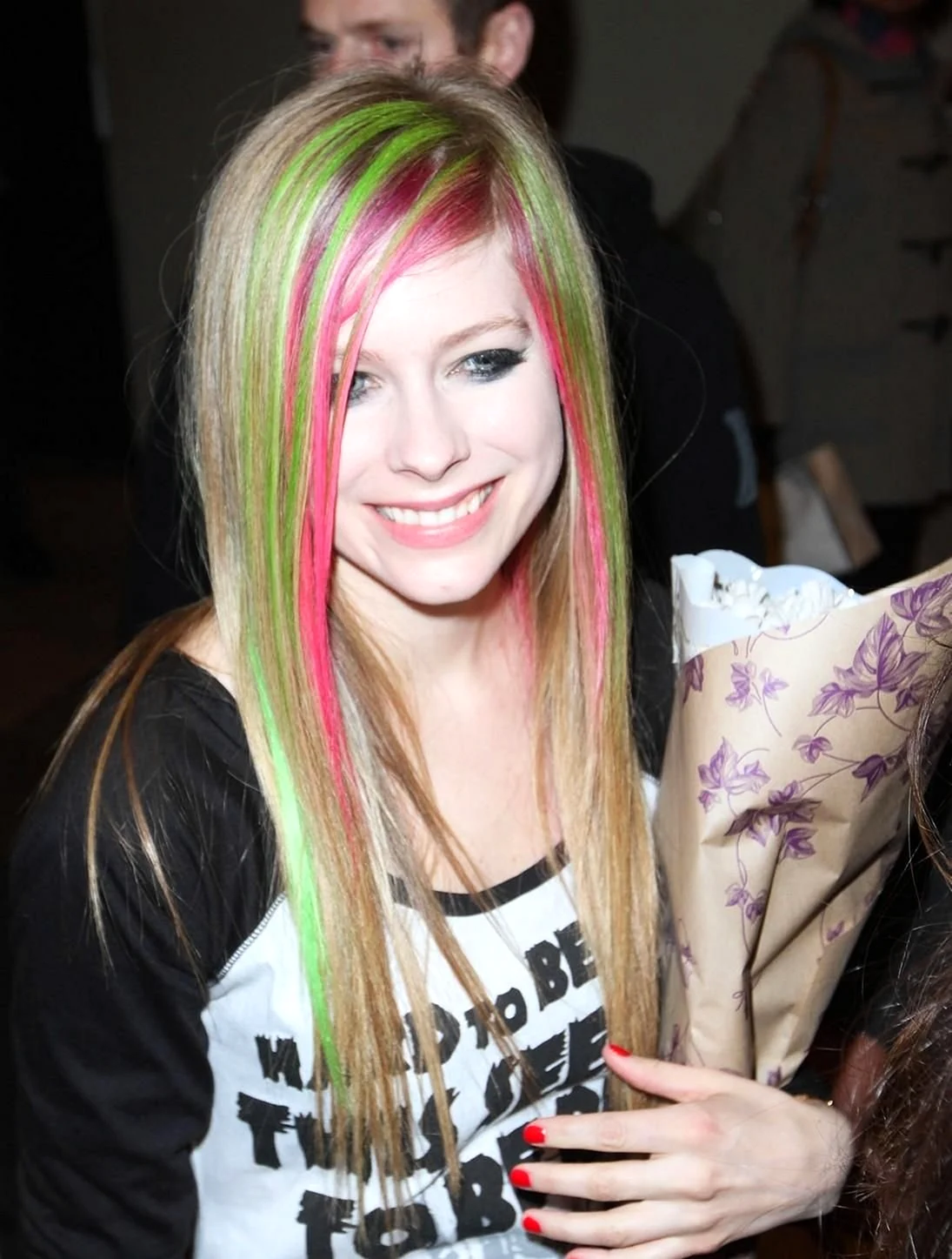 Avril Lavigne с зелеными волосами