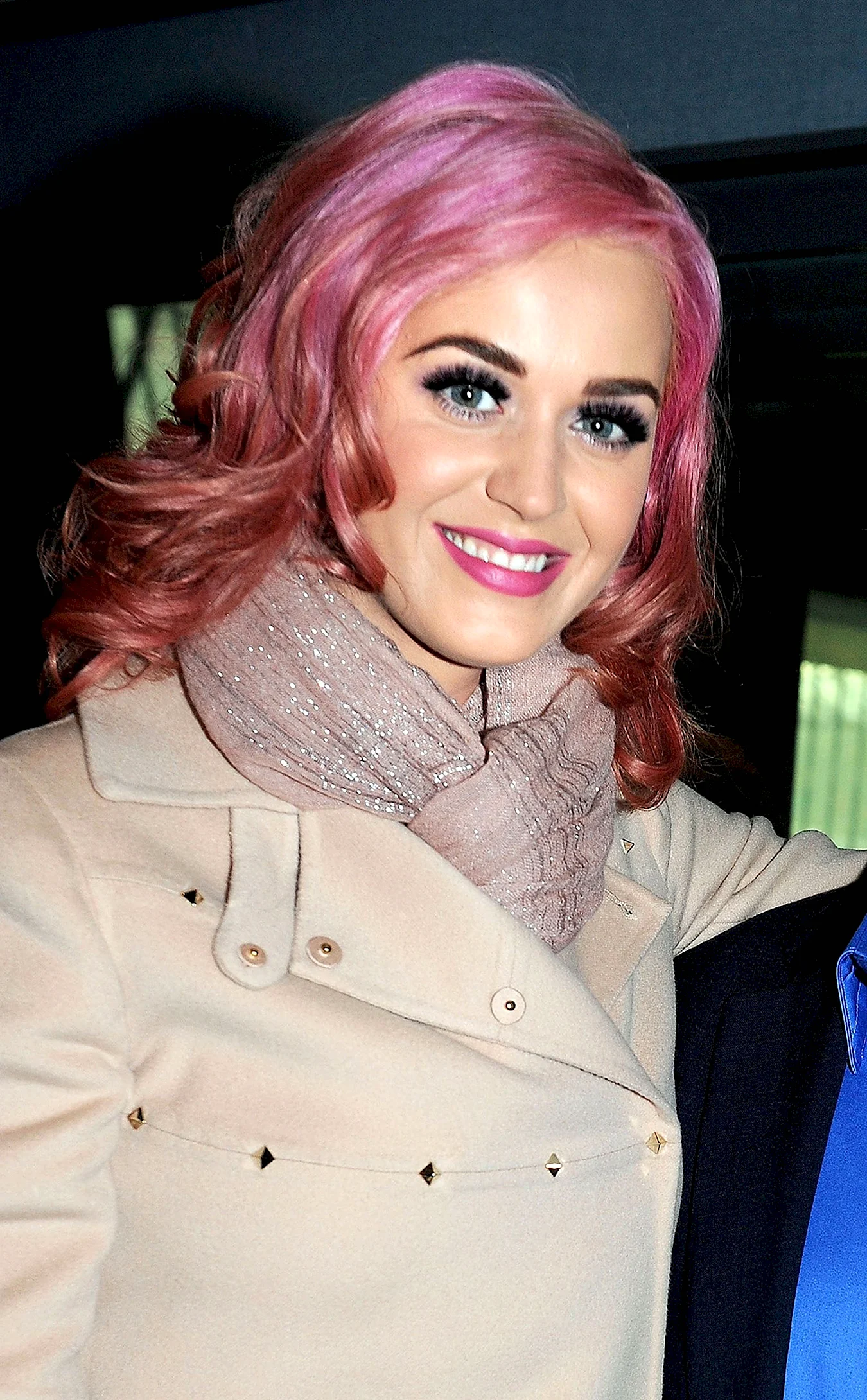 Кэти Перри с розовыми волосами