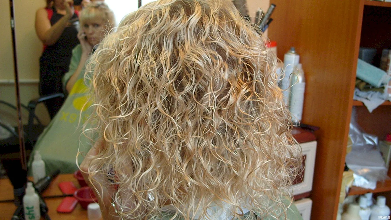 Химическая завивка на обесцвеченные волосы