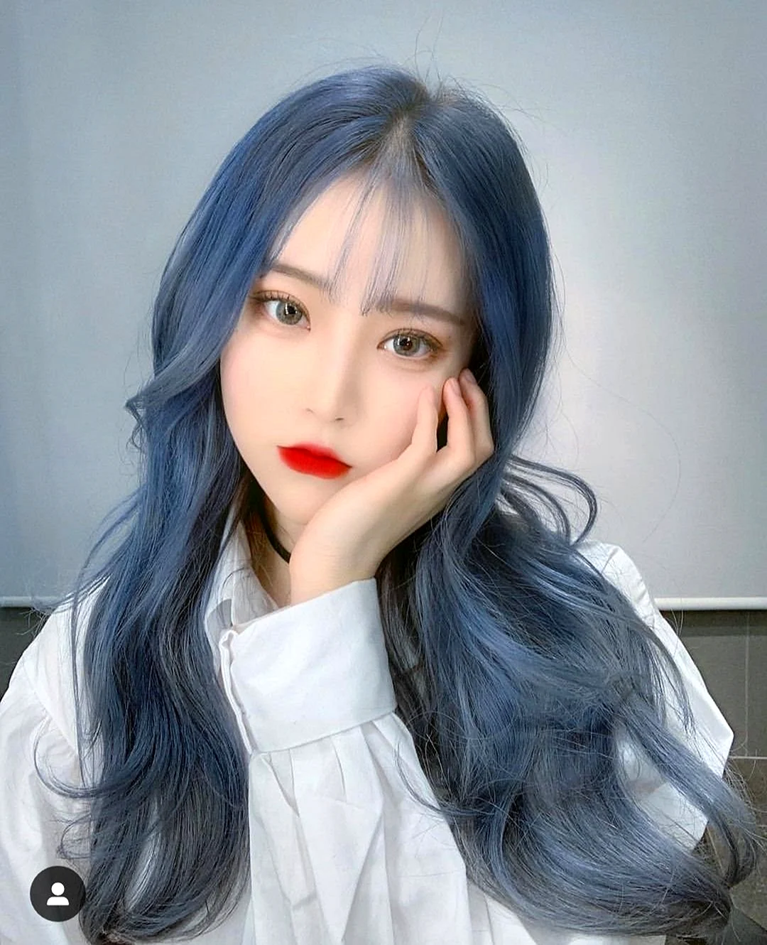 Кореянки с синими волосами