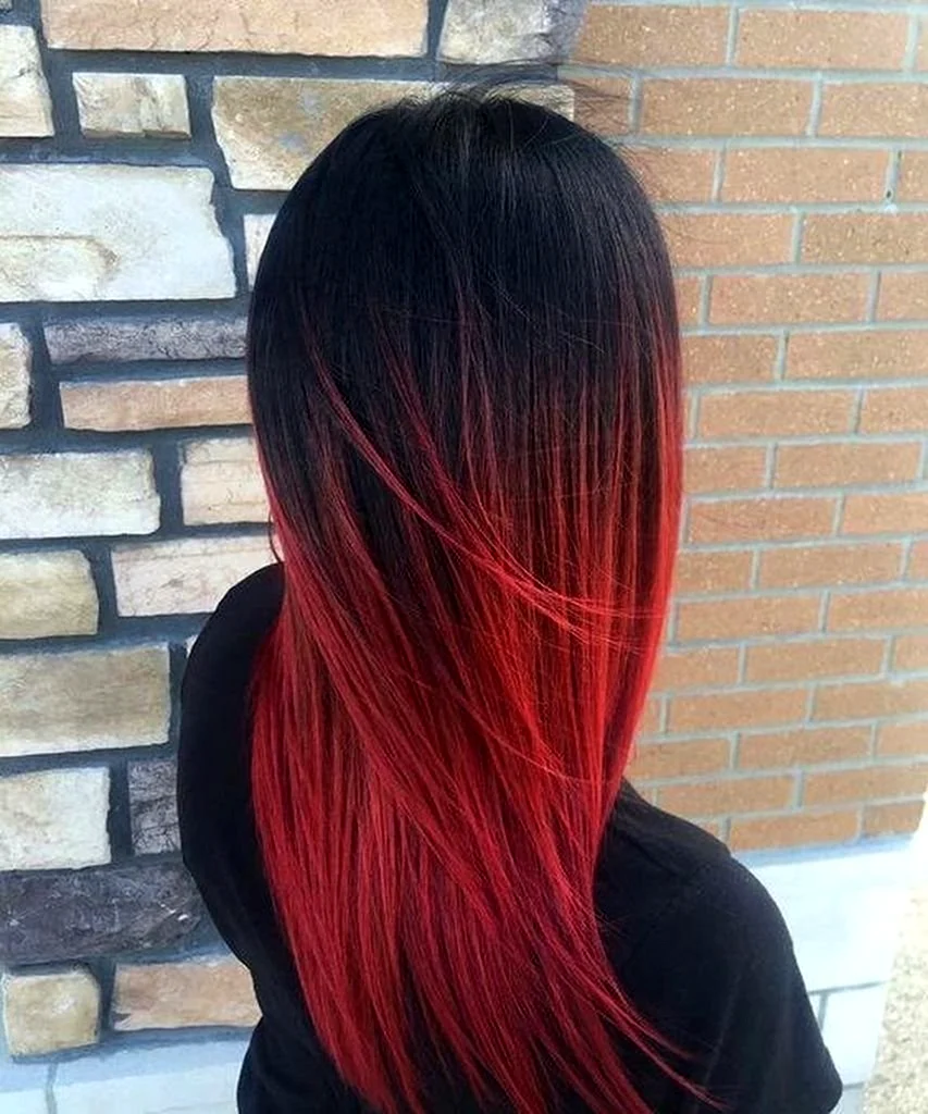 Красное Амбое на тёмные длинные волосы