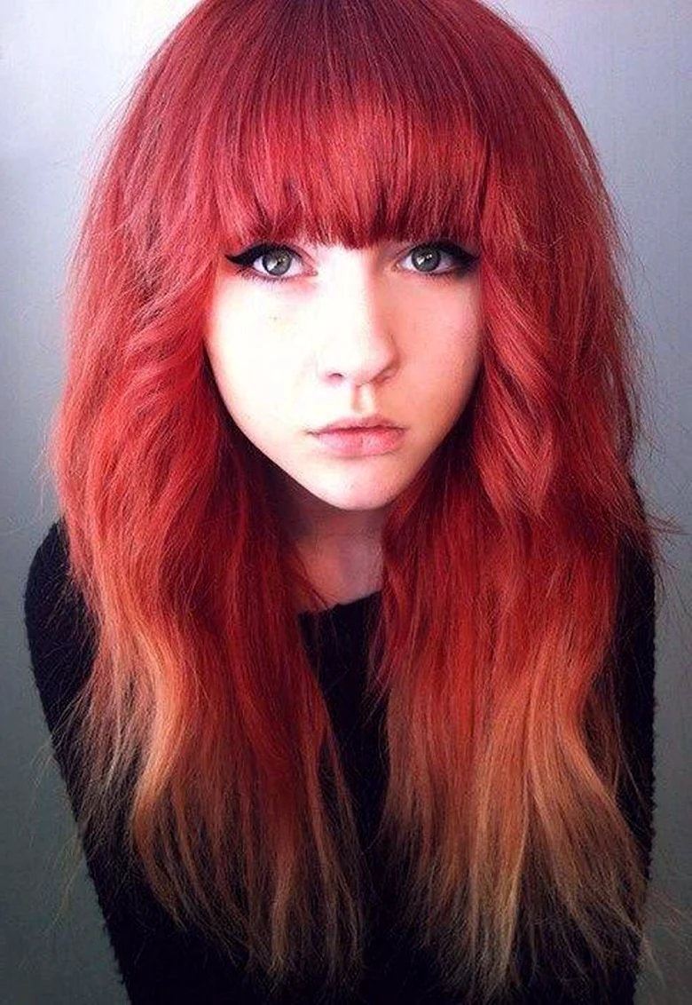 Красные волосы с челкой