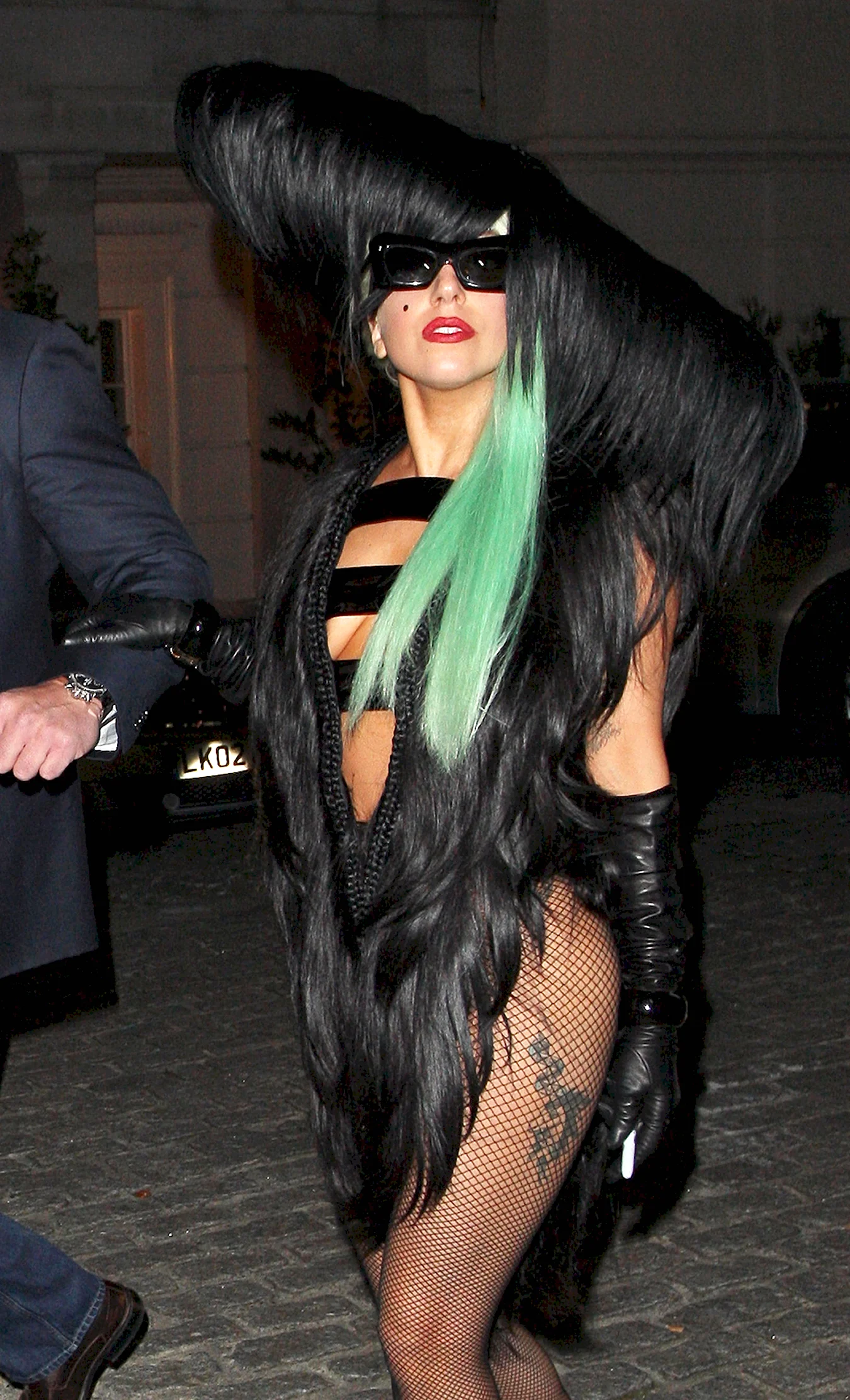 Леди Гага с темными волосами