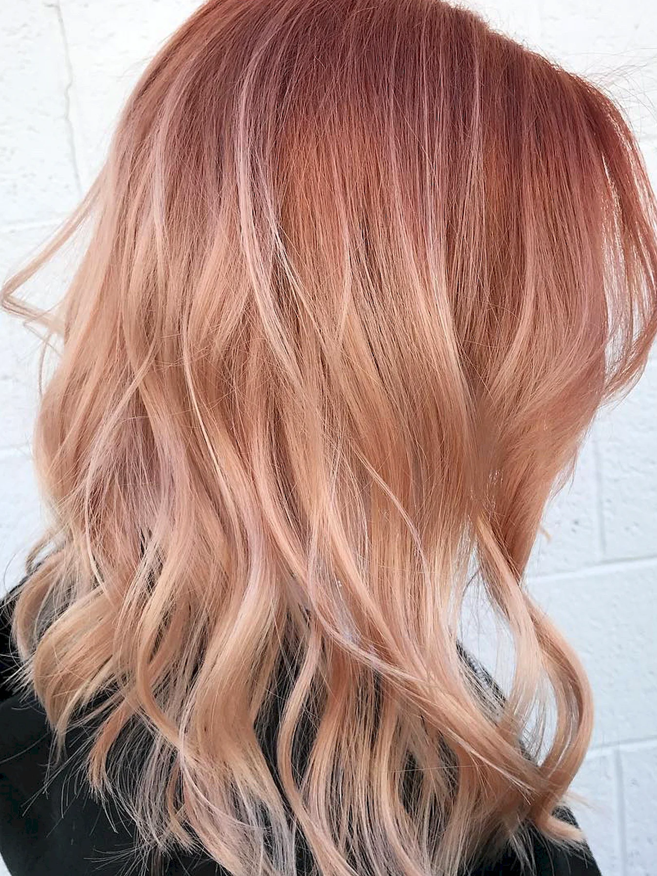 Персиковый цвет волос