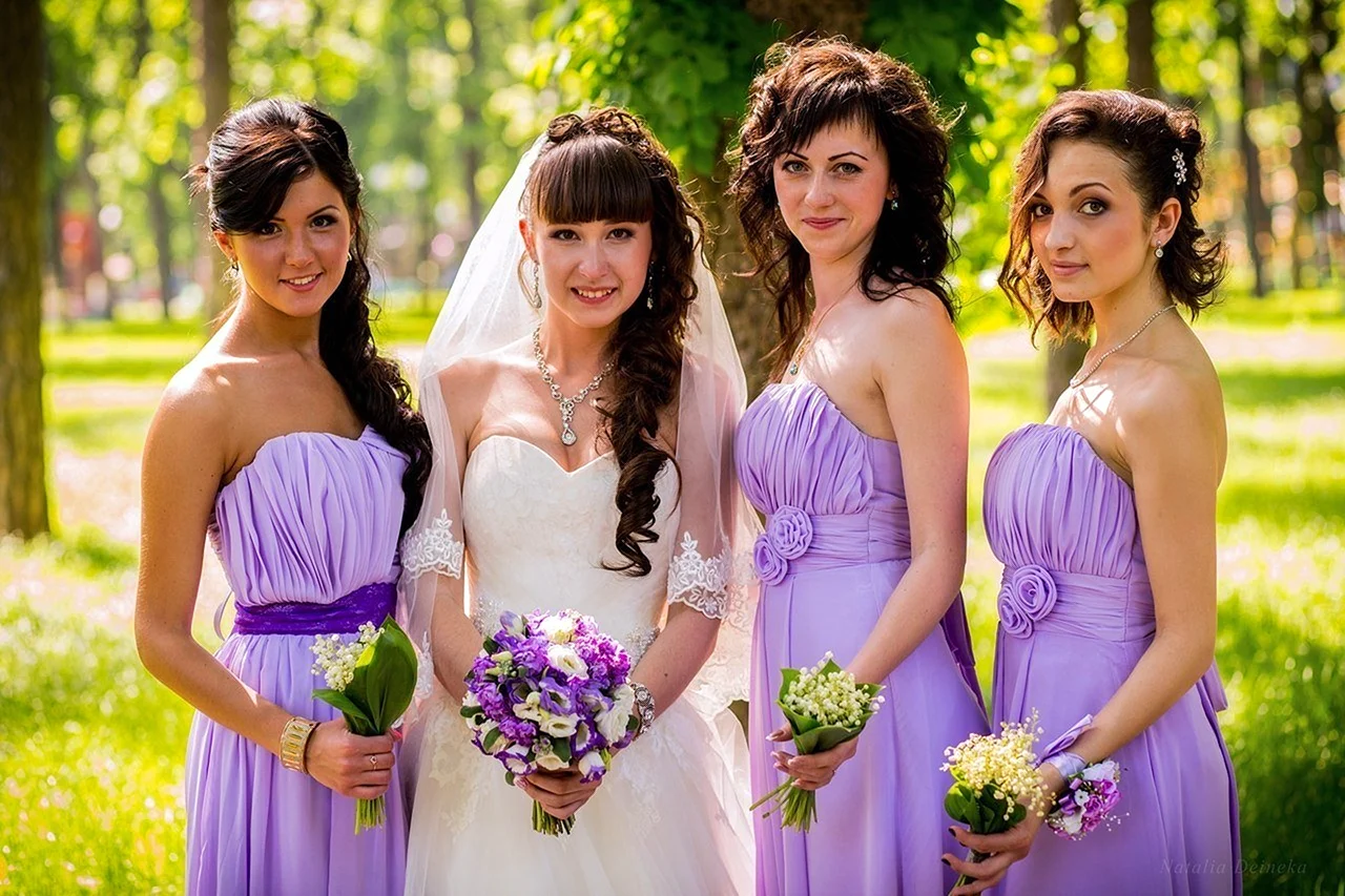 Прическа подружки невесты