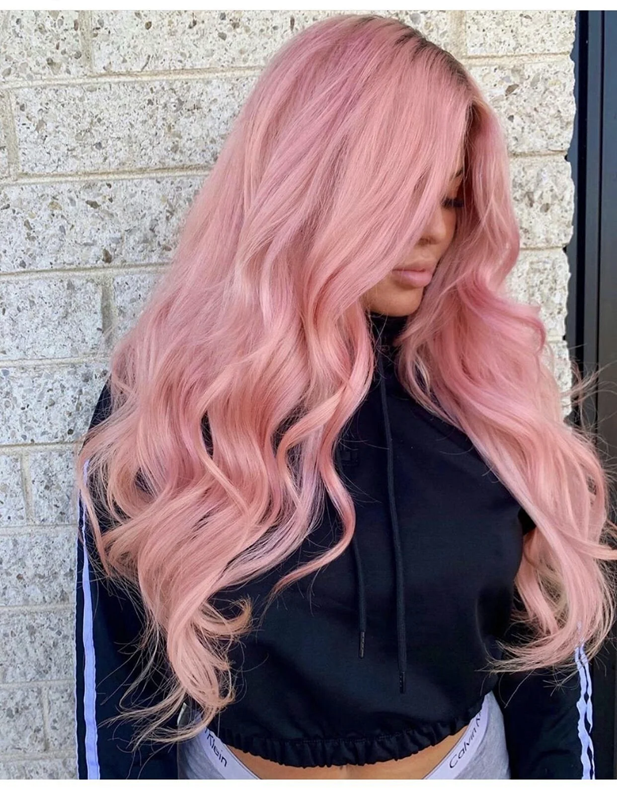 Розовый блонд