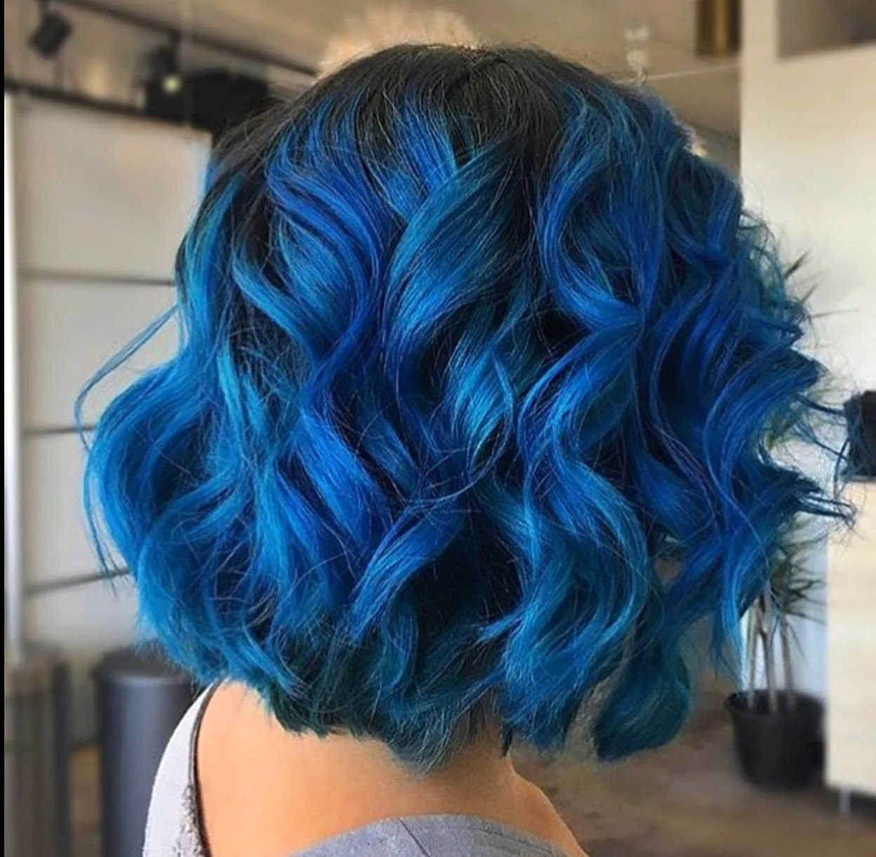 Руссо синие волосы