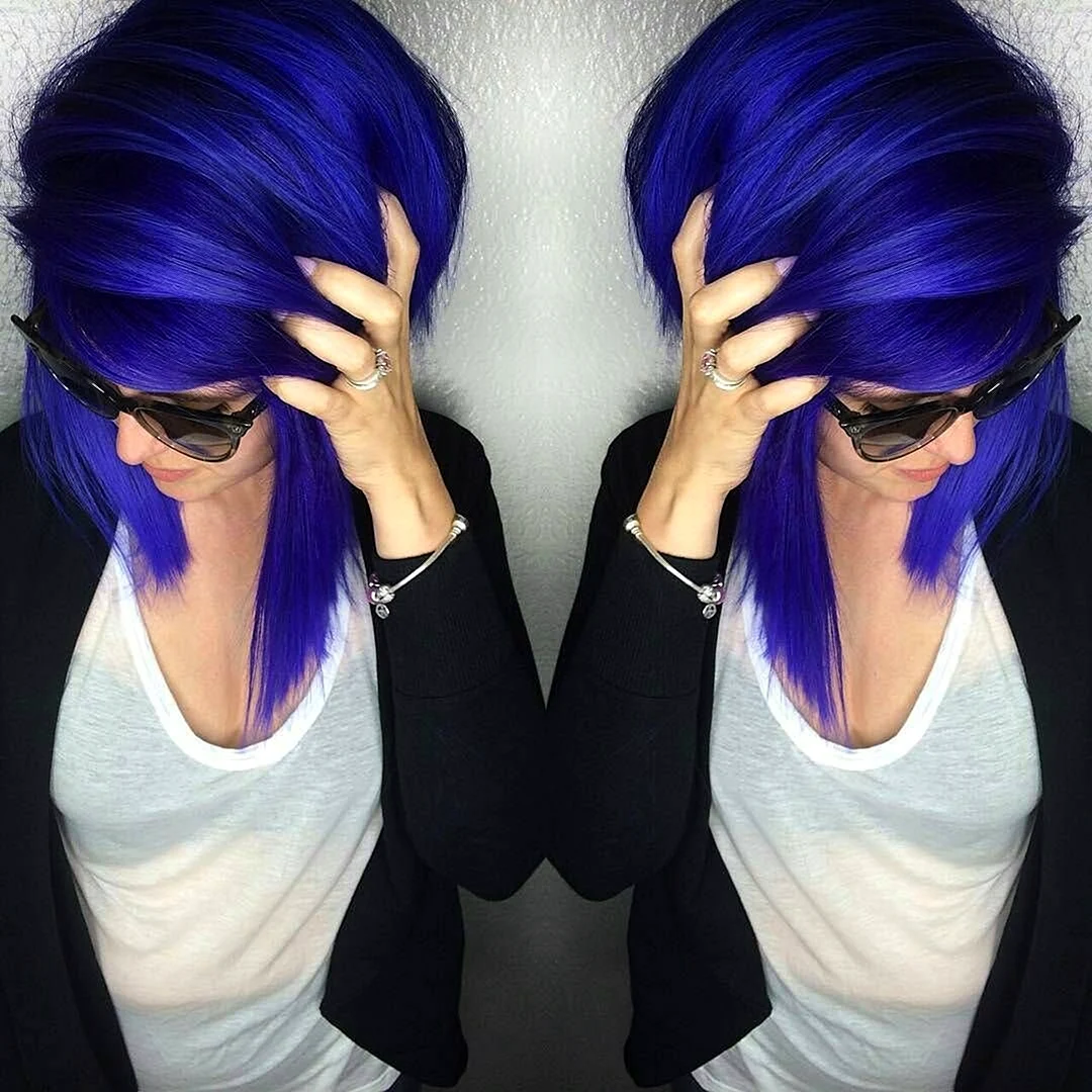 Сине фиолетовые волосы короткие