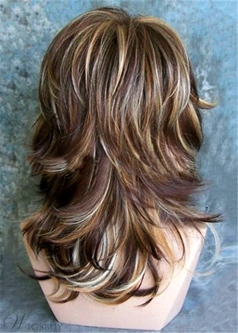 Стрижка Каскад на волнистые волосы с мелированием