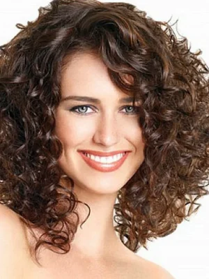 Стрижки на средние волнистые волосы для женщин