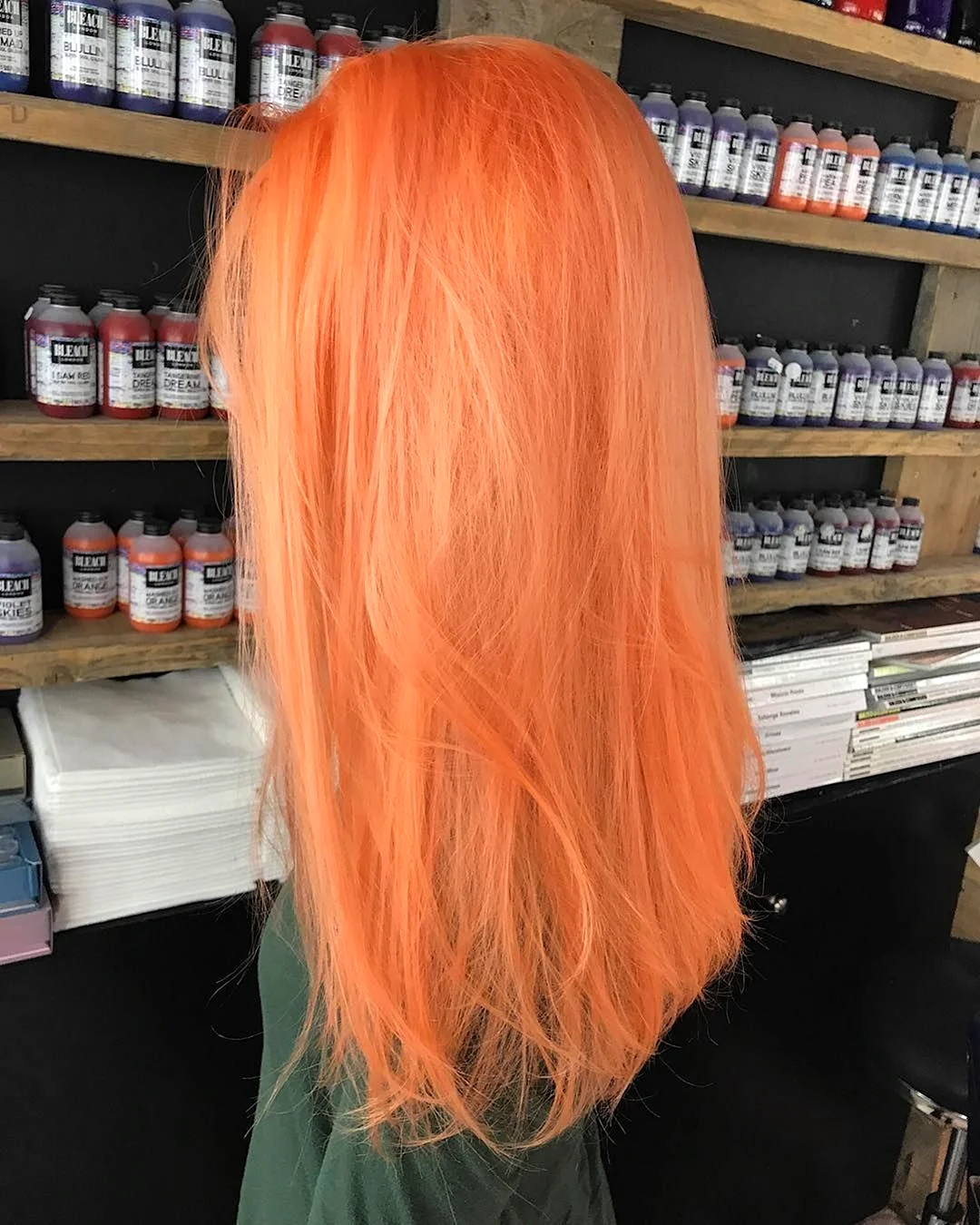 Свелто оранжевые волосыволосы