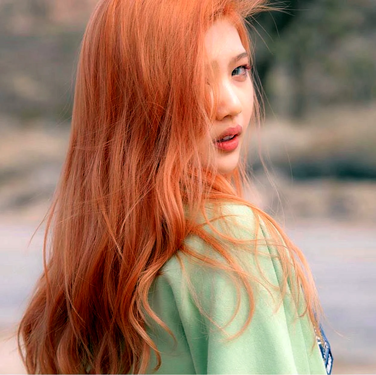 Светло оранжевые волосы