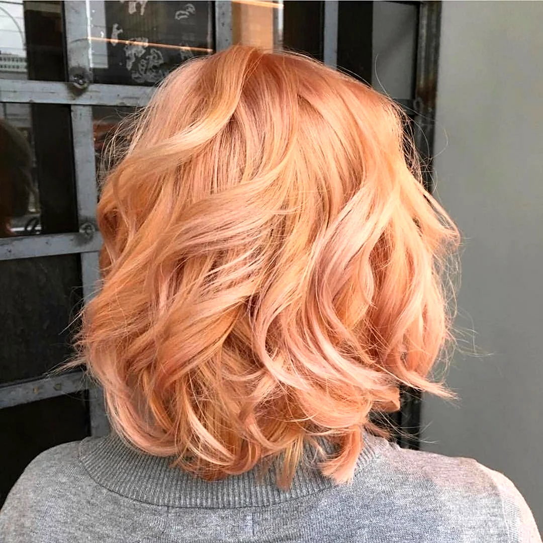 Светло персиковые волосы окрашивание