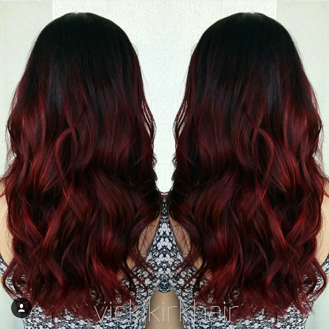 Темно-красный балаяж на темные волосы