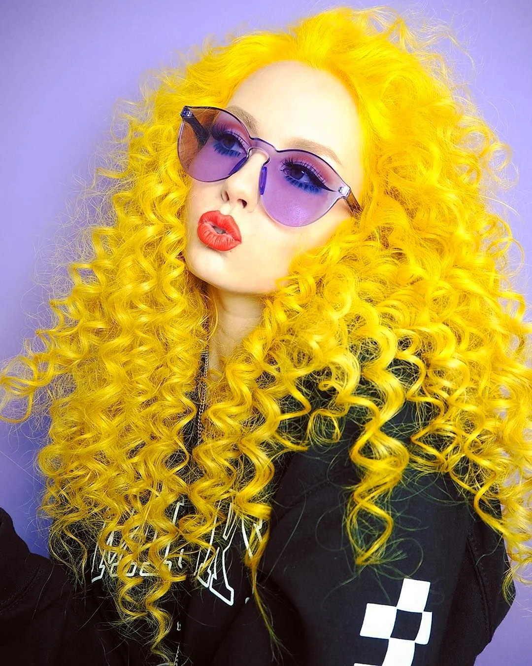 Желтые волосы
