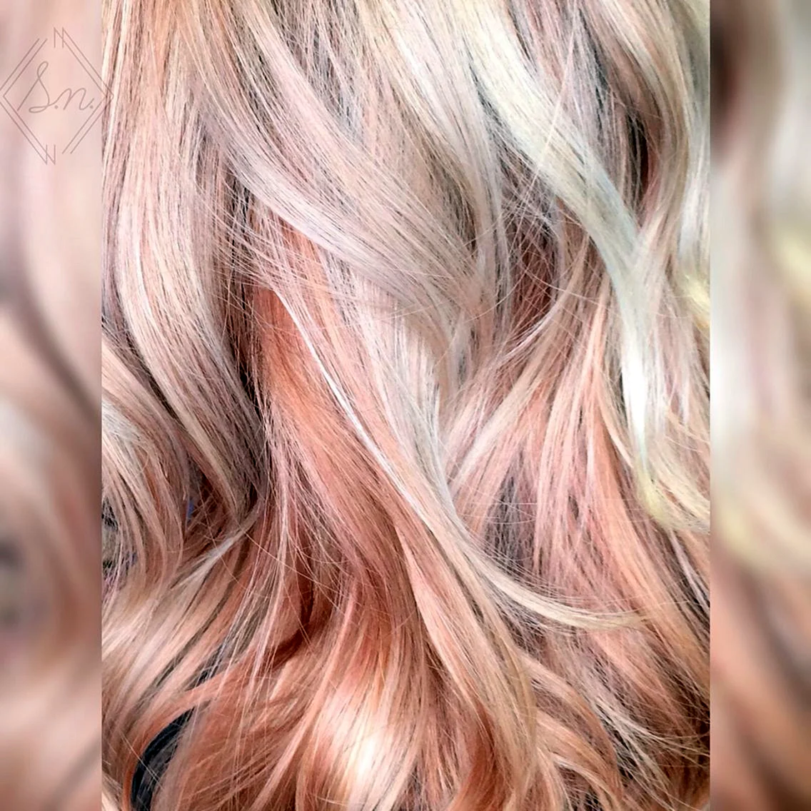 Жемчужный цвет волос с розовым оттенком