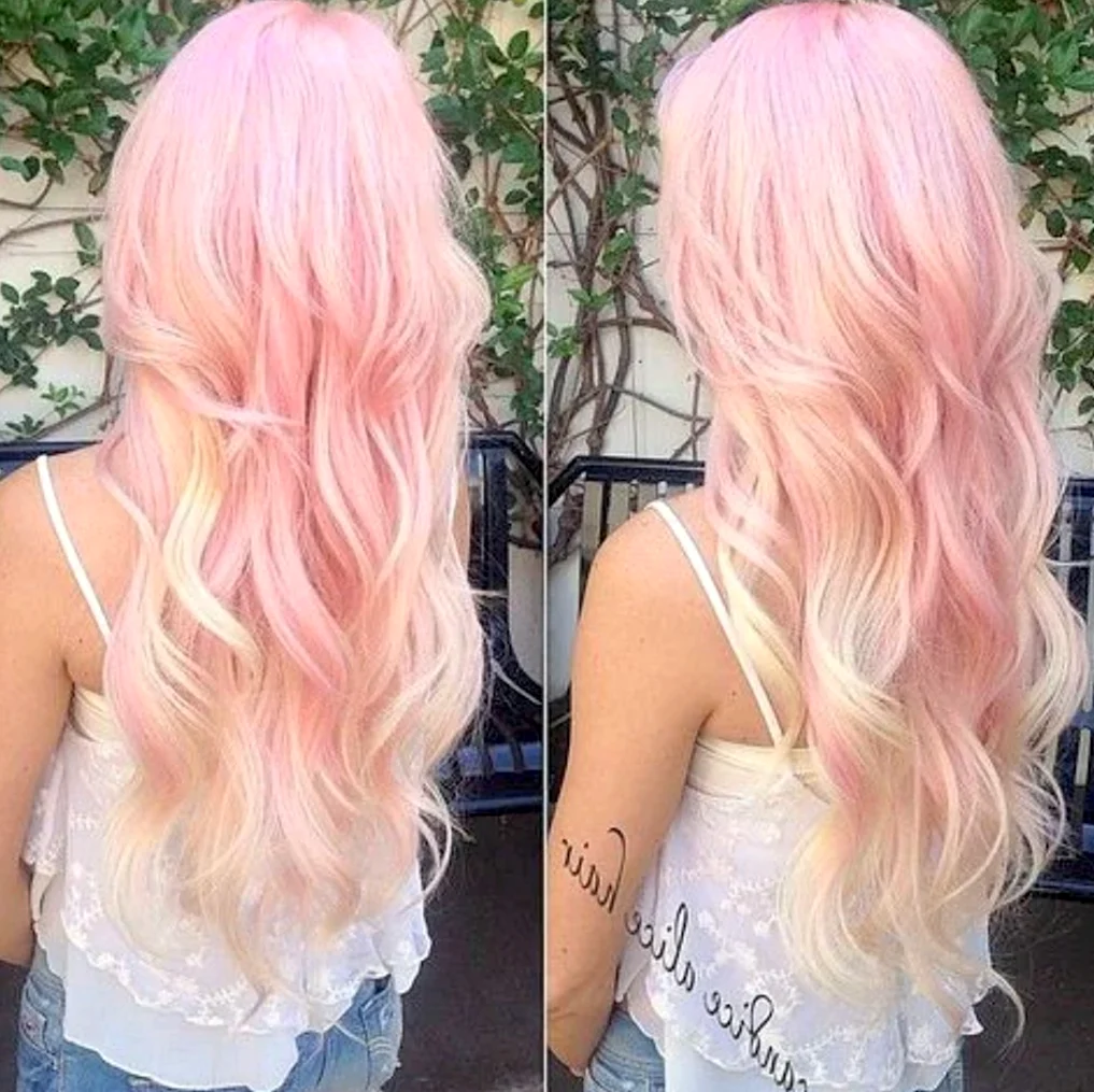 Белые волосы с розовыми прядями