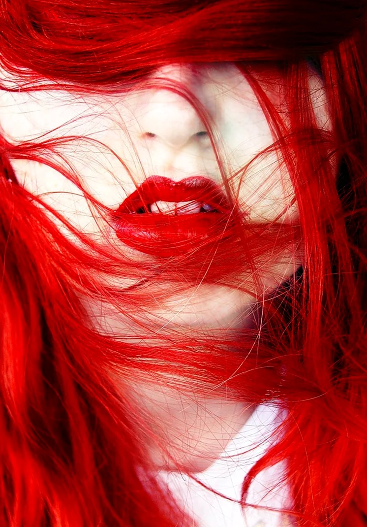 Девушка с красными волосами фотосессия