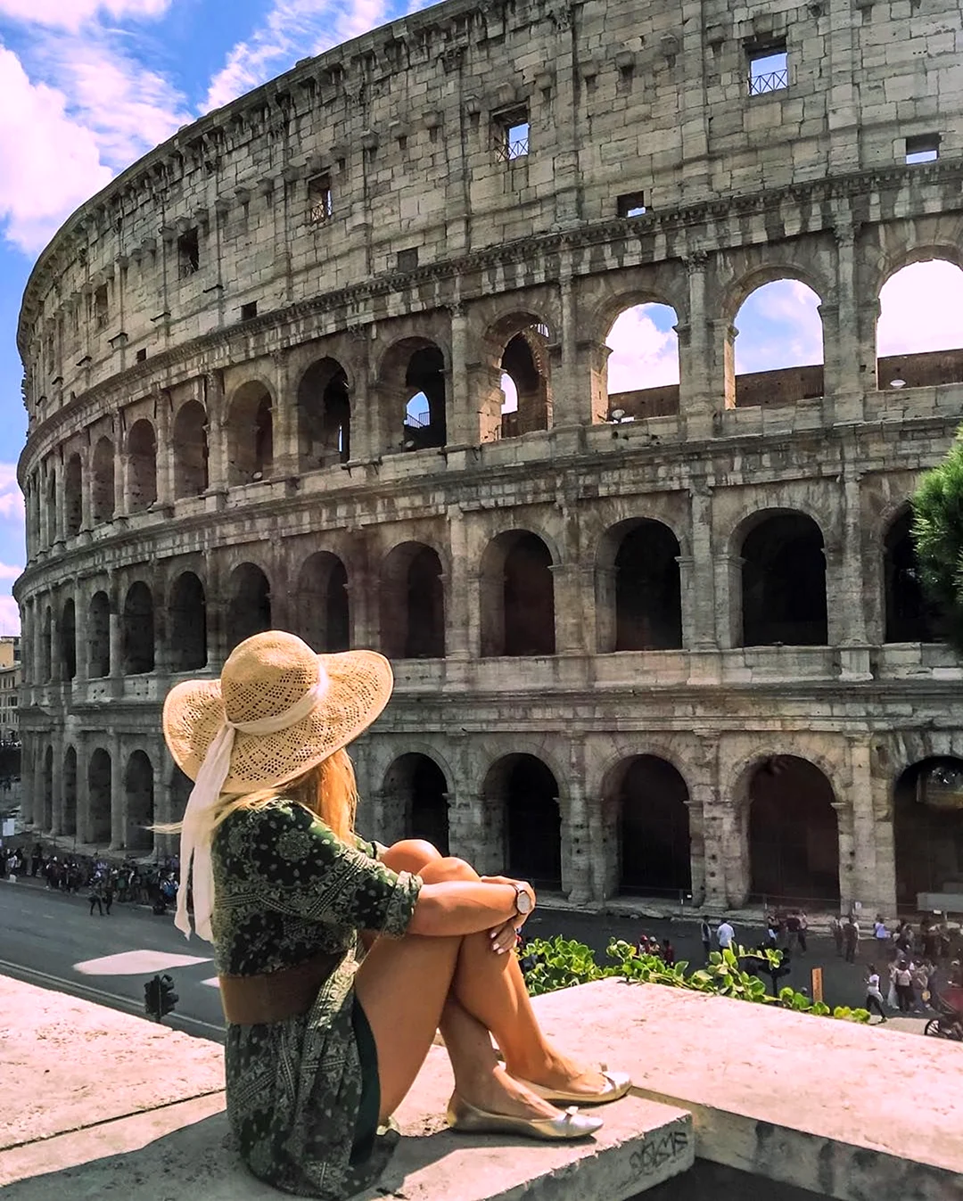 Девушка в Риме