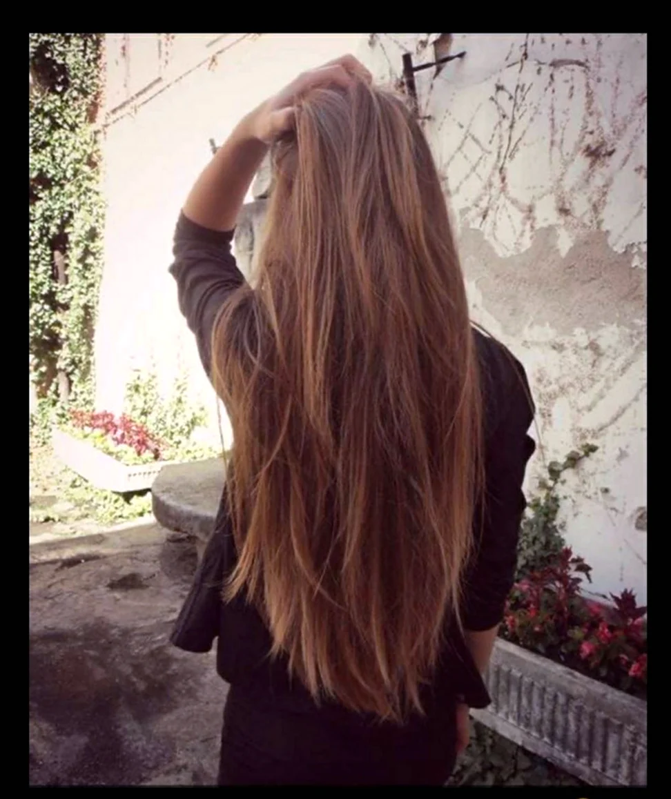Длинные густые русые волосы