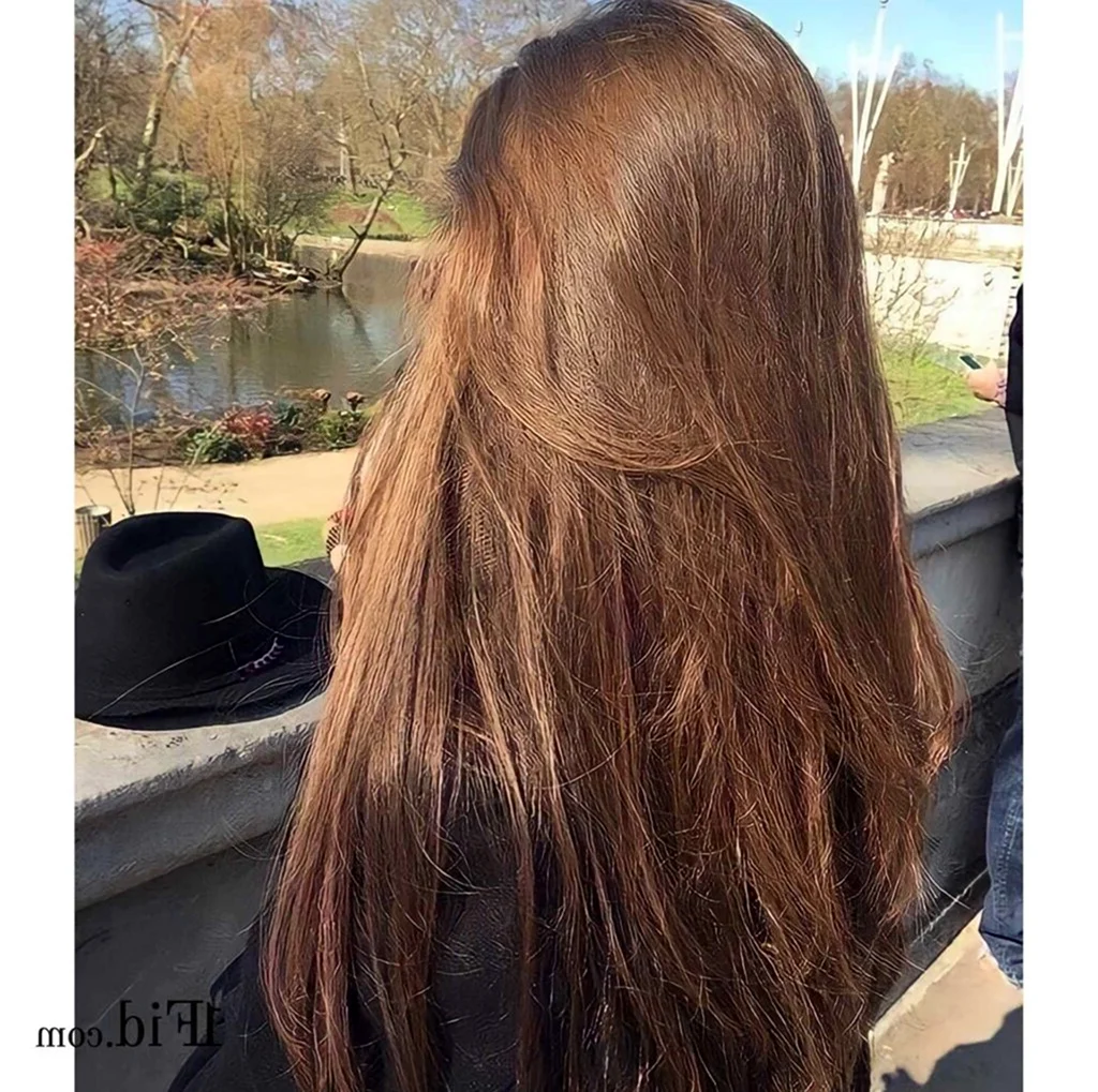 Длинные каштановые волосы