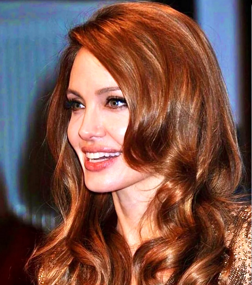 Джоли Анджелина каштановый цвет