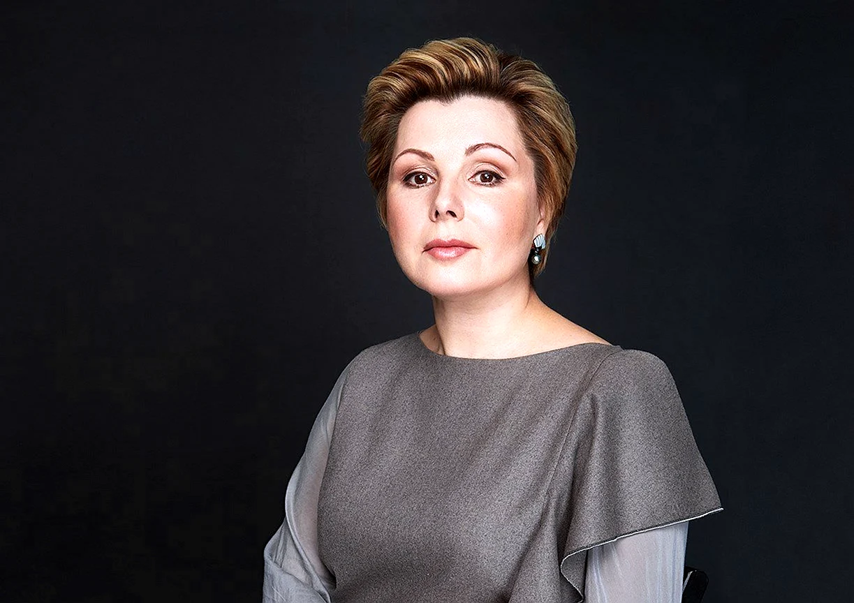 Елена Гагарина