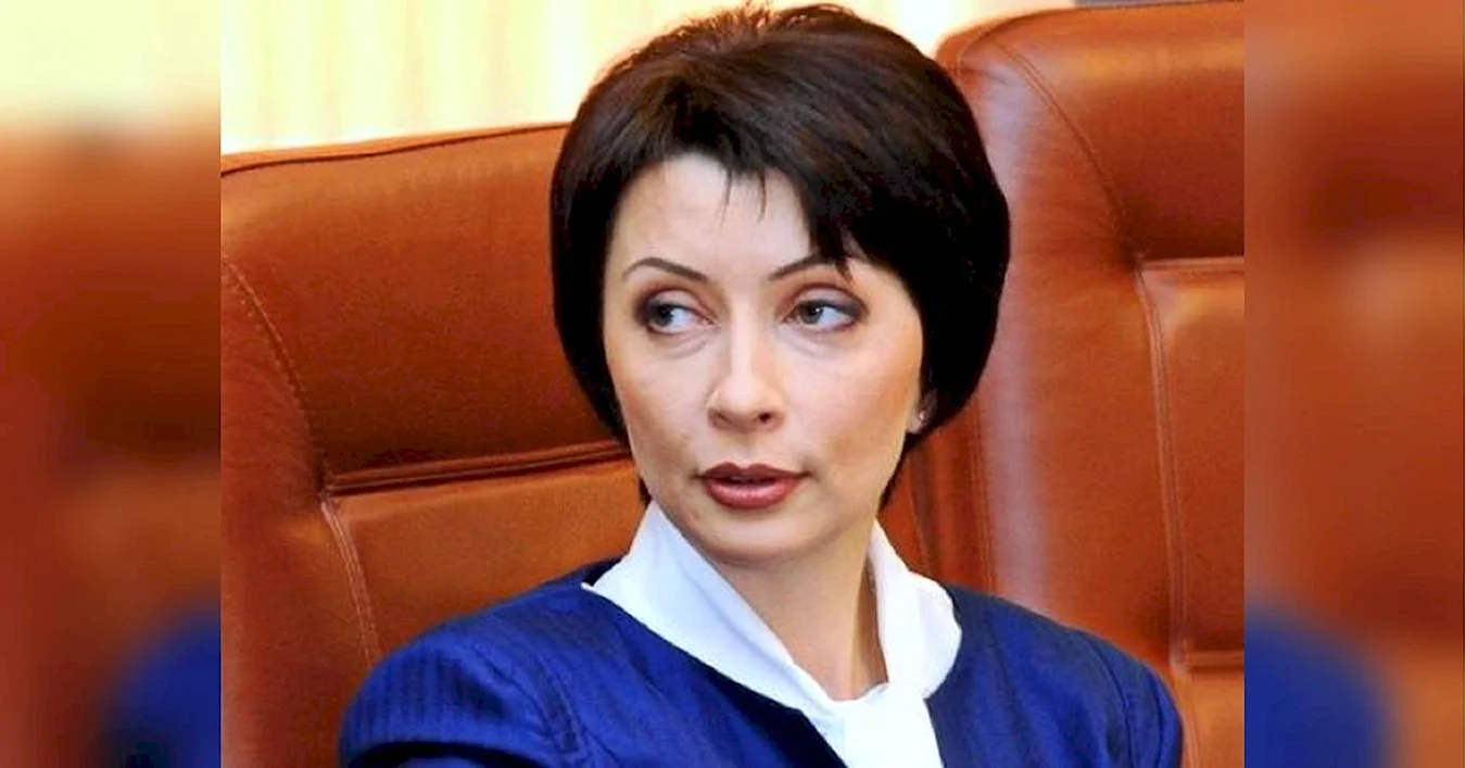 Елена Лукаш министр юстиции