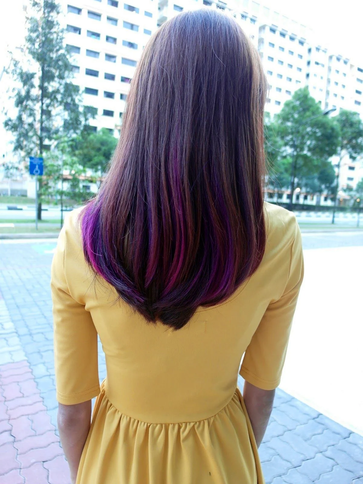 Фиолетовые кончики волос