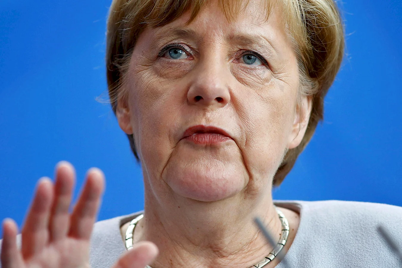 Глаза Меркель