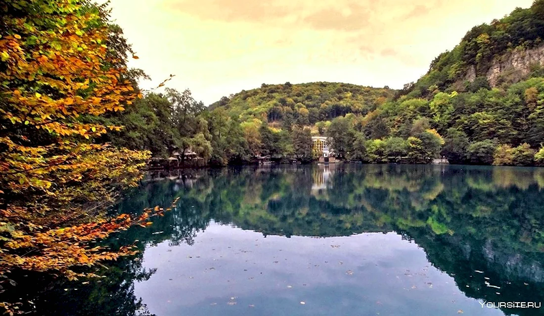 Голубые озёра Кабардино-Балкария осенью