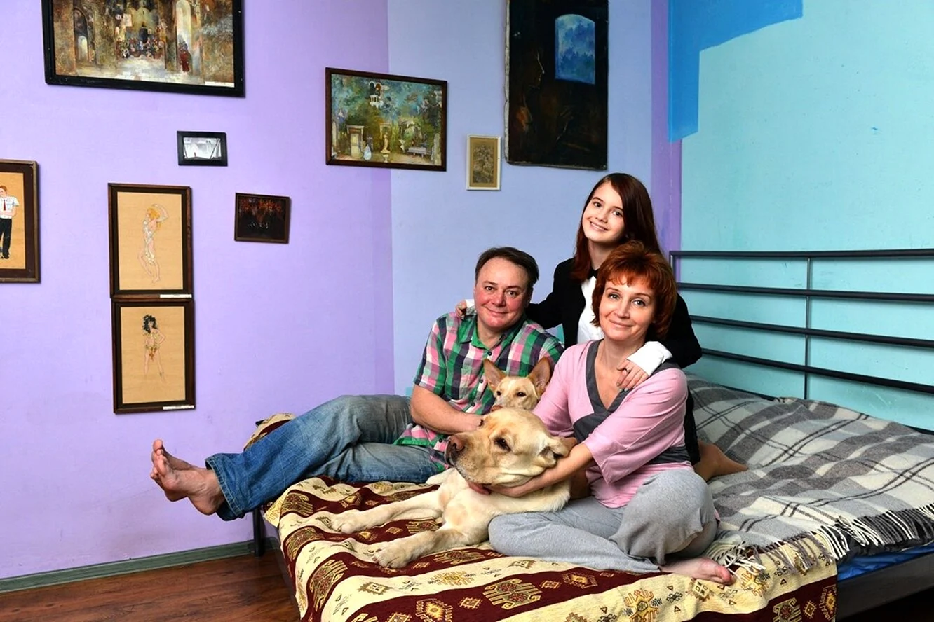 Игорь Николаев актер с семьей