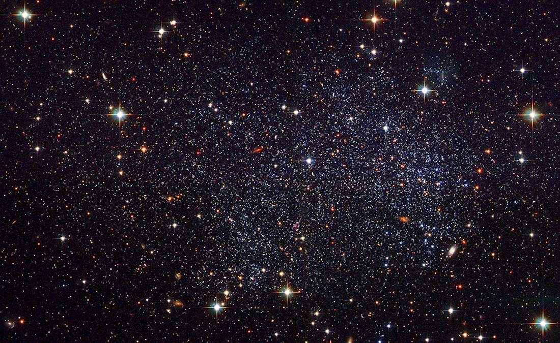 Карликовая Галактика PGC 6700