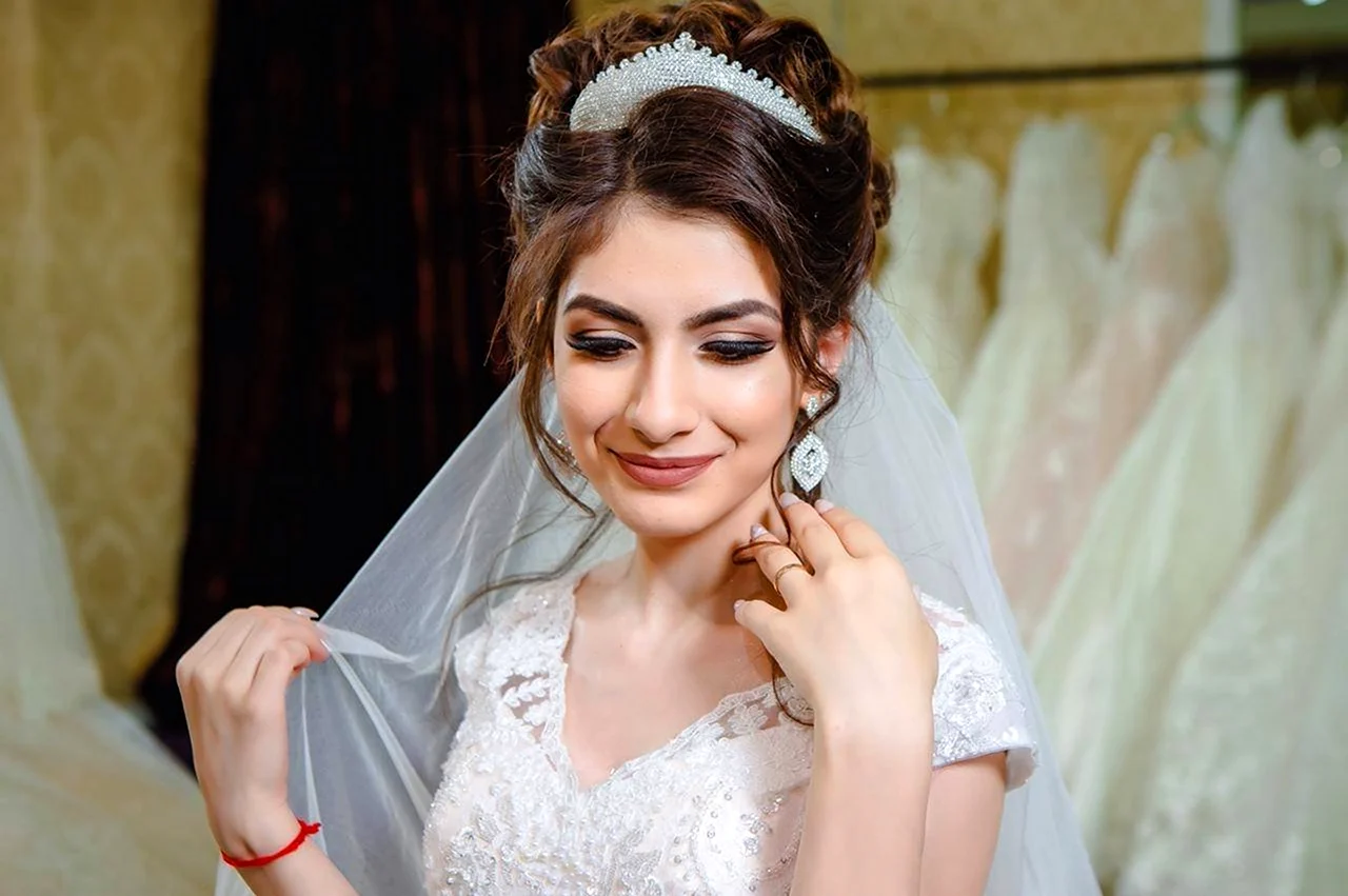 Кавказские Свадебные прически с фатой