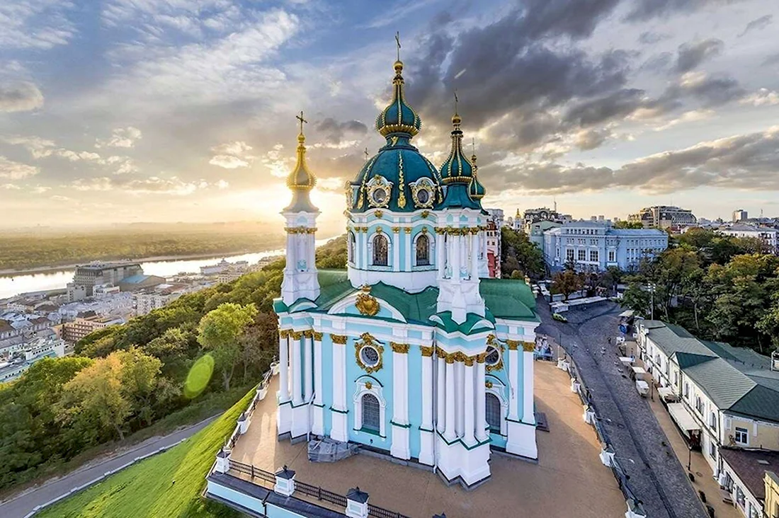 Храм Андрея Первозванного в Киеве