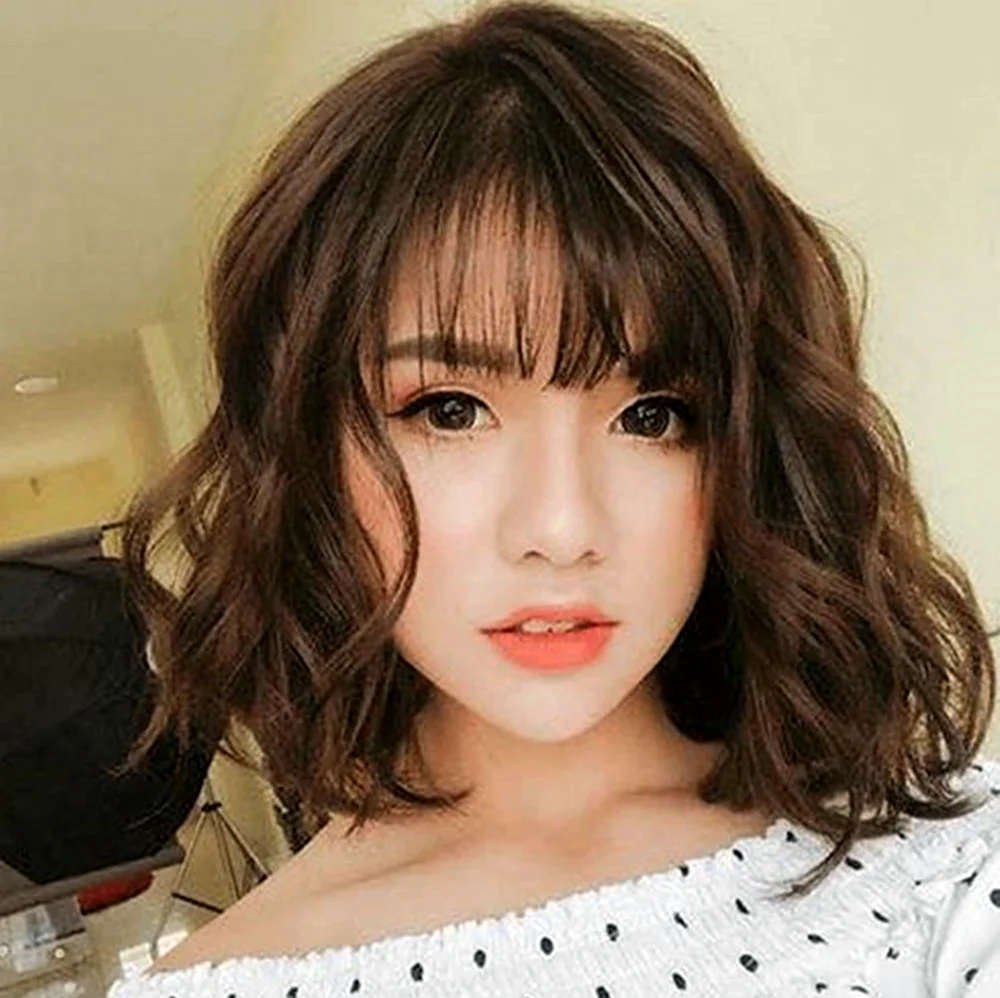 Корейская челка на вьющиеся волосы