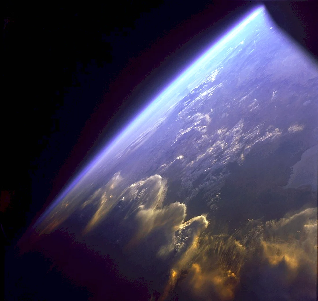 Космос фото со спутника