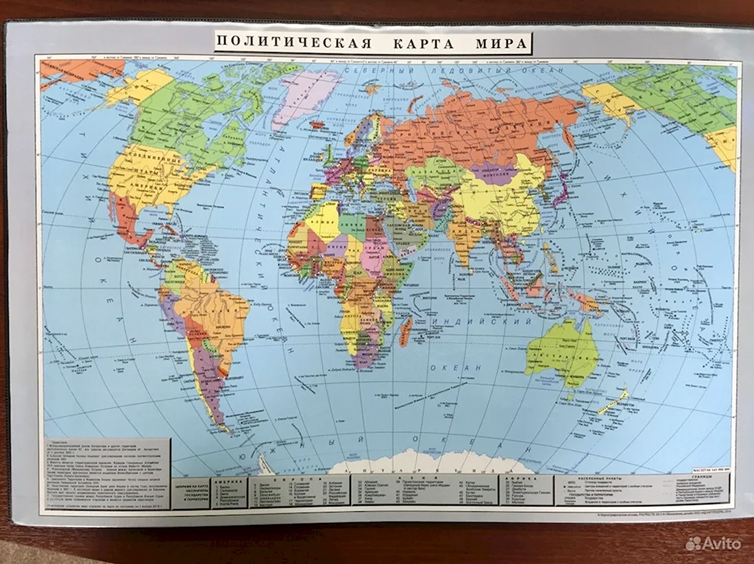 Коврик на стол Attache 38x58см политическая карта мира черный 2129.1