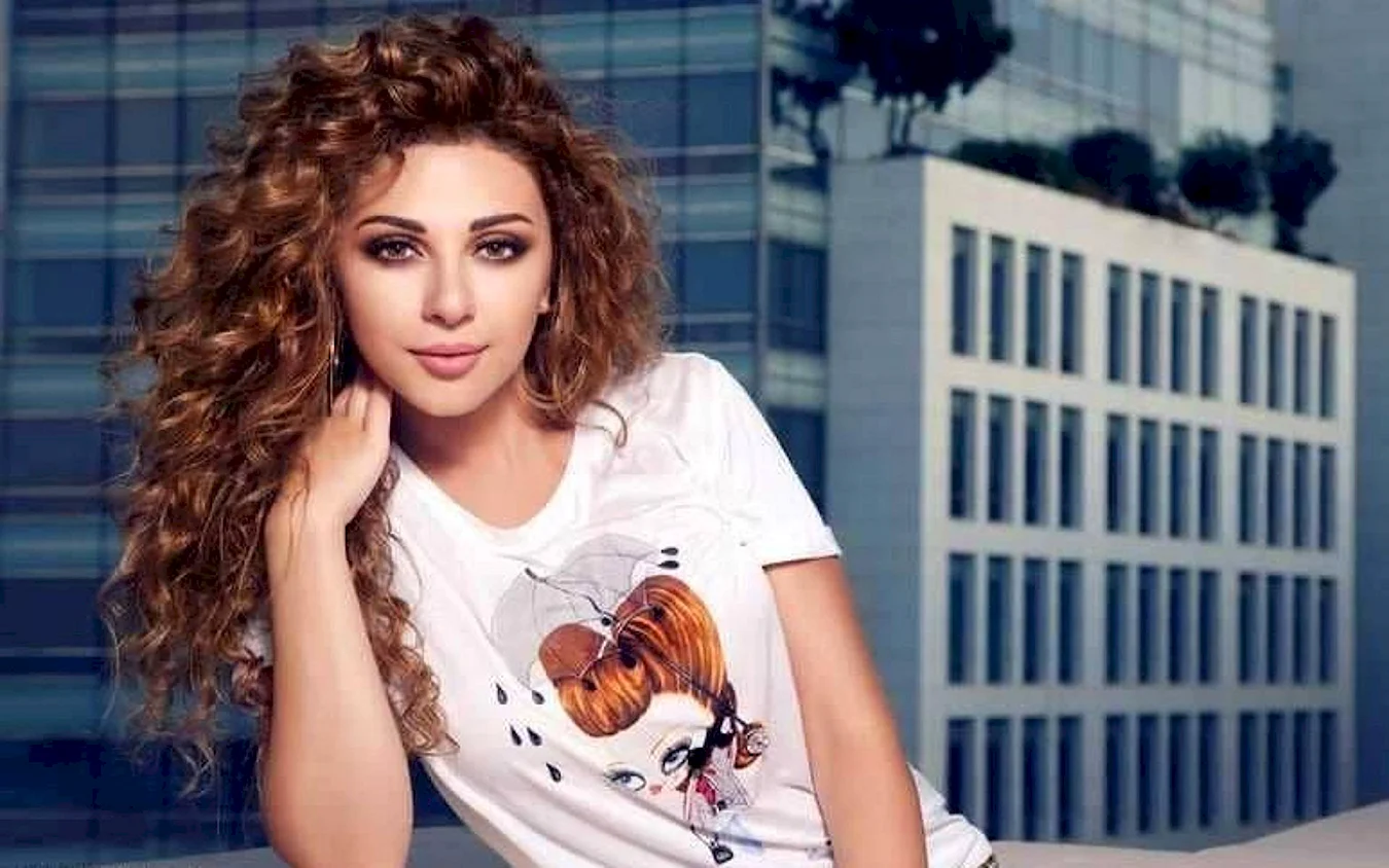 Ливанская певица Мириам Фарес