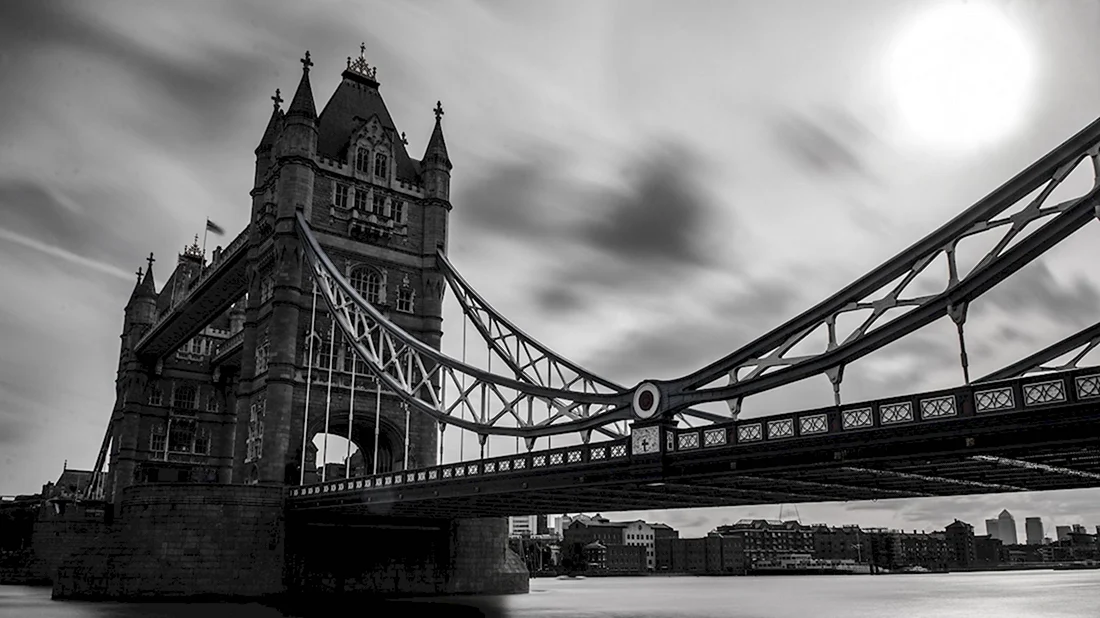 Лондон мост чб