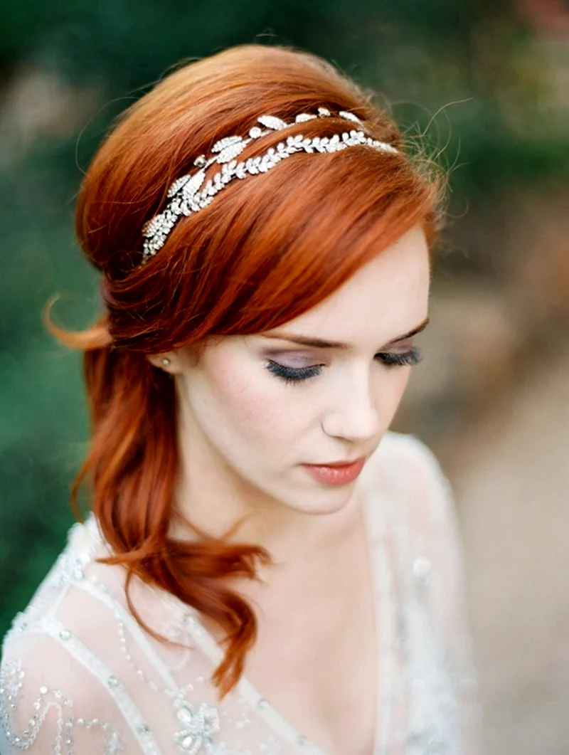 Макияж невесты для рыжих волос