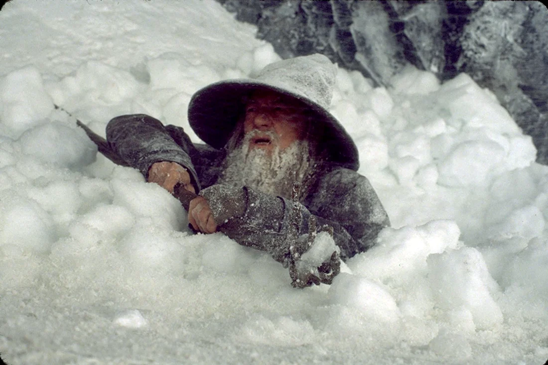 Мемы с Гендальфом в снегу