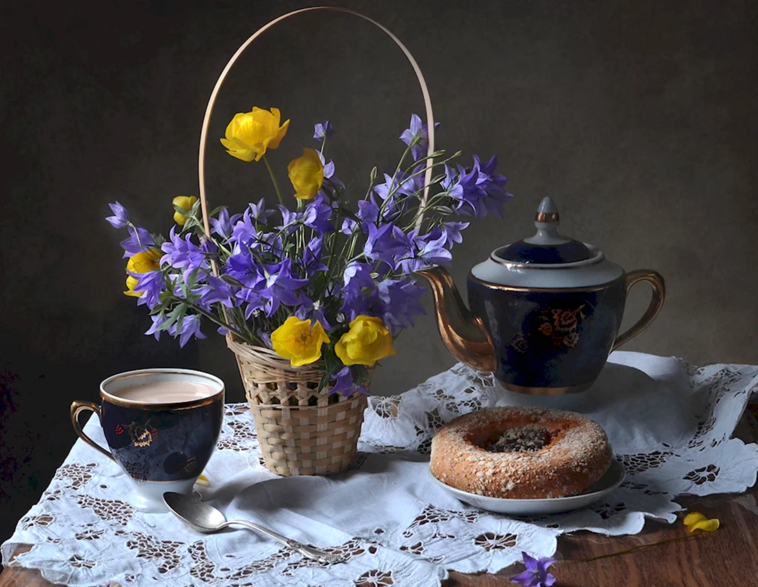 Натюрморт кофе и цветы