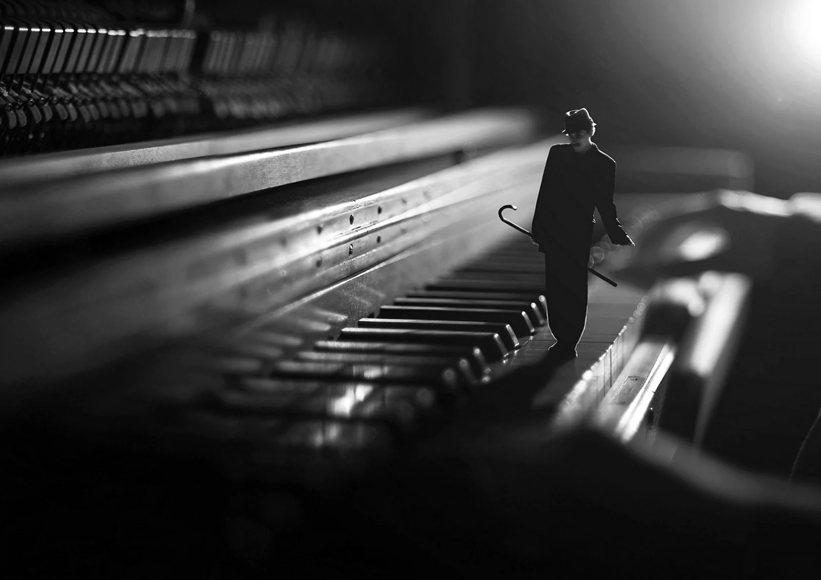 Одинокий пианист