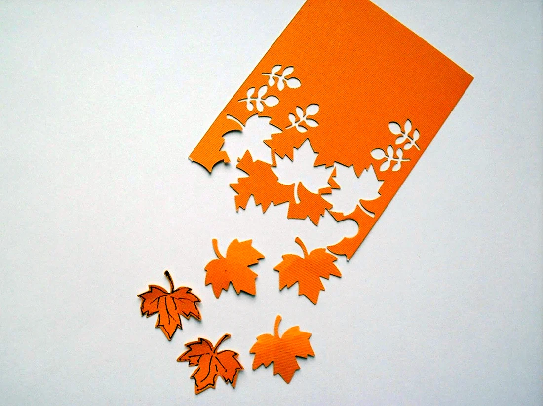 Осенние листья из бумаги