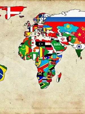 Политическая карта мира с флагами государств