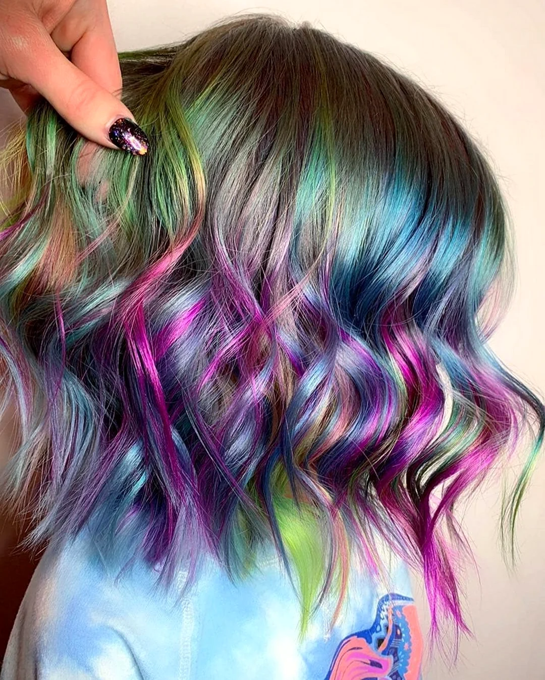 Разноцветное окрашивание волос