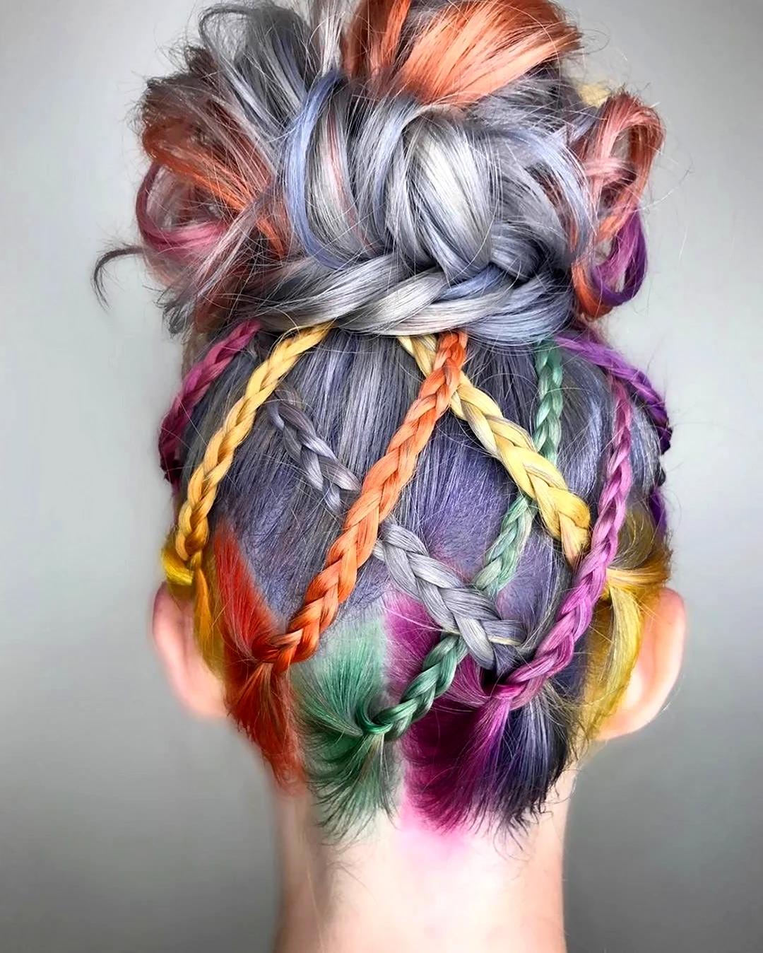 Разноцветные косички