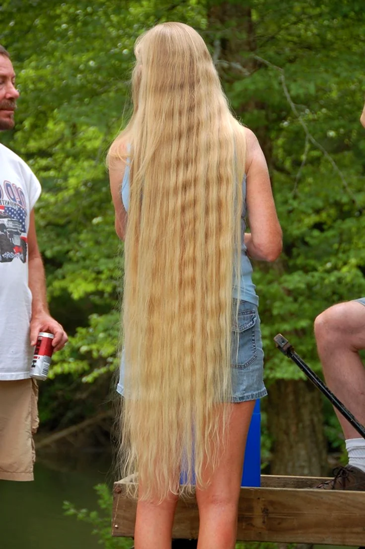Самые длинные волосы